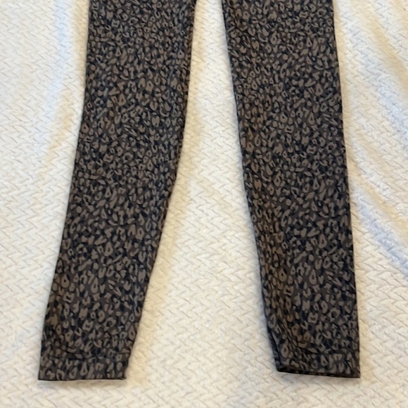 SPANX Womens Look at Me Now Seamless Black Animal Print Leggings Size Large - Picture 3 of 6
